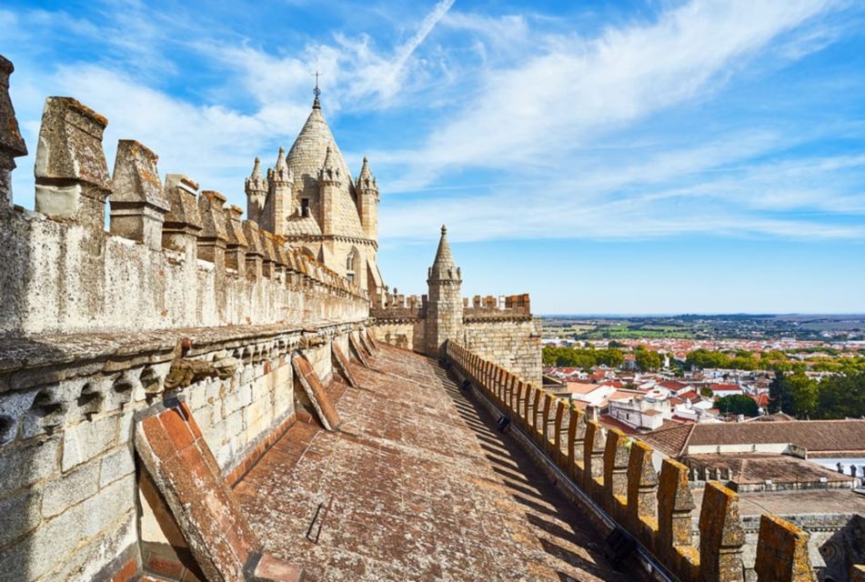 Évora Tour: Private and Customized Tour Full and Half Day - Must-Visit Places in Evora