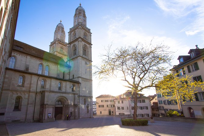 Explore the Instaworthy Spots of Zurich With a Local - Booking Information