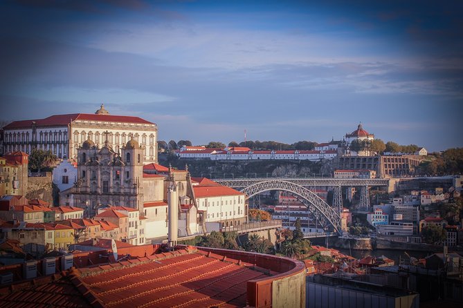 Fado Dinner Show and Night Lights Tour in Porto - Common questions