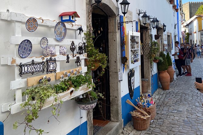 Fatima, Batalha, Nazare and Obidos Full Day Tour From Lisbon - Meeting and Pickup Information