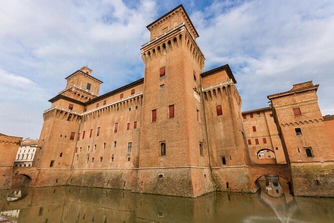 Ferrara Tour of Must-See Attractions With Local Top Rated Guide - Exploring the Former Jewish Ghetto