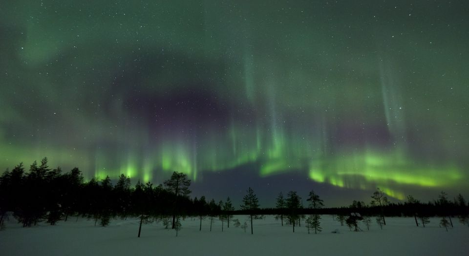 Finnish Laplands: Capture The Auroras in Arctic Nature - Local Tales: Laplands Enchanting Stories