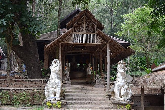 Follow Monks Trails Hiking & Alms Offering Doi Suthep - Experience Highlights