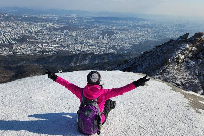 Free Style Hiking and City Tour in Seoul - Packing Essentials for the Trip