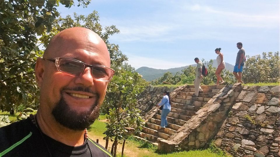 .From Acapulco: Archaeological Tour to Tehuacalco Site - Discoveries at Tehuacalco