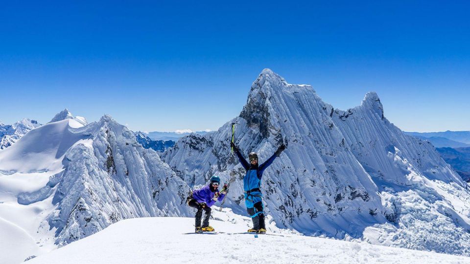 From Ancash: Aventure and Climbing Nevado Pisco 3D-2N - Live Tour Guide Assistance