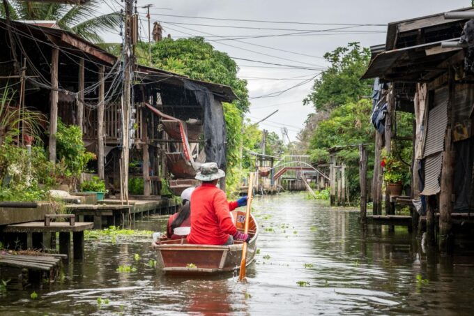 From Bangkok: Railway & Damnoen Saduak Floating Market Tour - Reservation & Payment Information