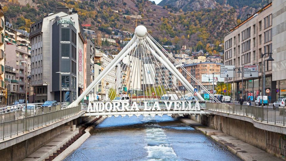 From Barcelona: Guided Day Trip to Andorra and France - Meeting Point Details