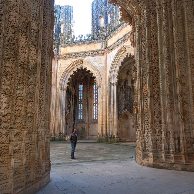 From Caldas Da Rainha: Alcobaça and Batalha Monasteries Tour - Cultural Exploration