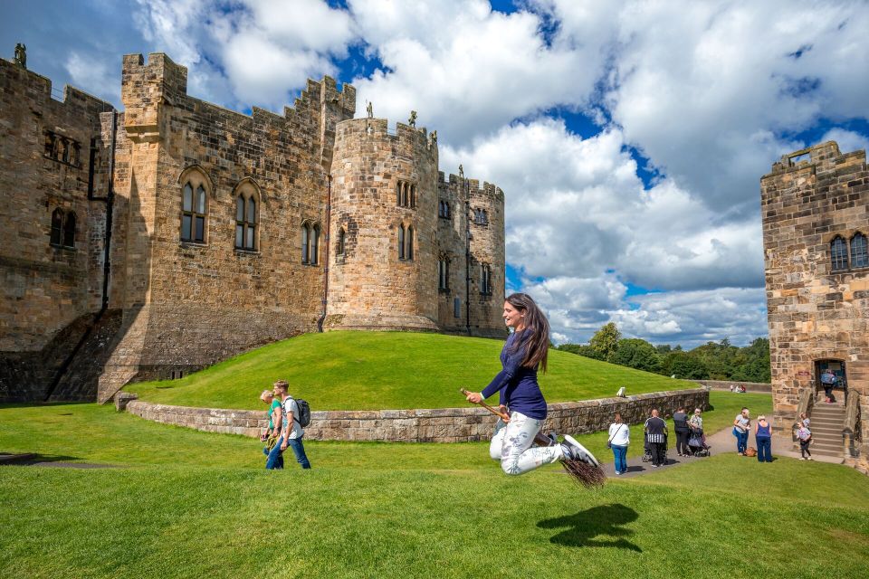 From Edinburgh: Day Trip to Bamburgh and Alnwick Castle - Directions to Alnwick Castle