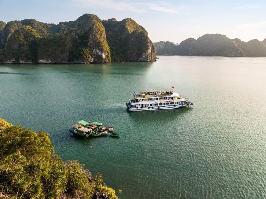 From Hanoi: Halong Bay Deluxe Cruise Day Trip - Review Summary