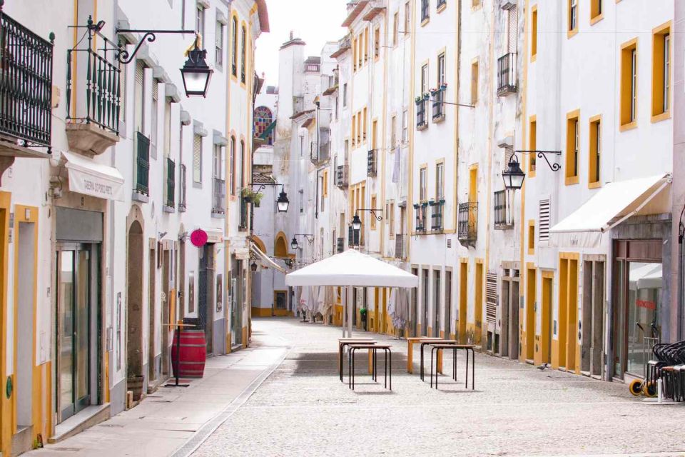 From Lisbon: Évora Tour With Wine Tasting Included - Évora City Sights and Highlights