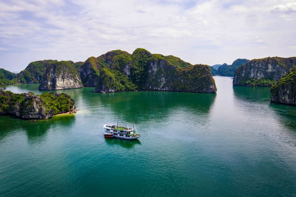 From Ninh Binh: Lan Ha Bay Overnight Cruise Small Group - Customer Testimonials