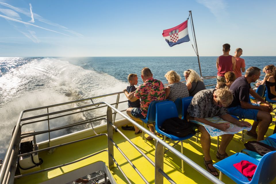 From Piran: Venice Catamaran Crossing One-Way or Round-Trip - Language and Communication