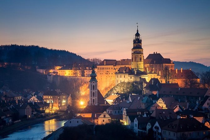 From Prague: Český Krumlov and Holašovice Guided Tour - Common questions