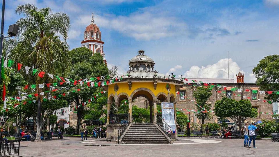 From Puerto Vallarta: Guadalajara, Tequila, and Tlaquepaque - Itinerary and Highlights