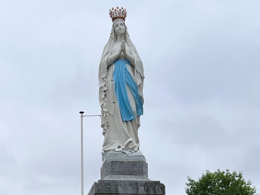 From San Sebastián: Sanctuary of Lourdes Private Day Trip - Location Details and Activity Setting