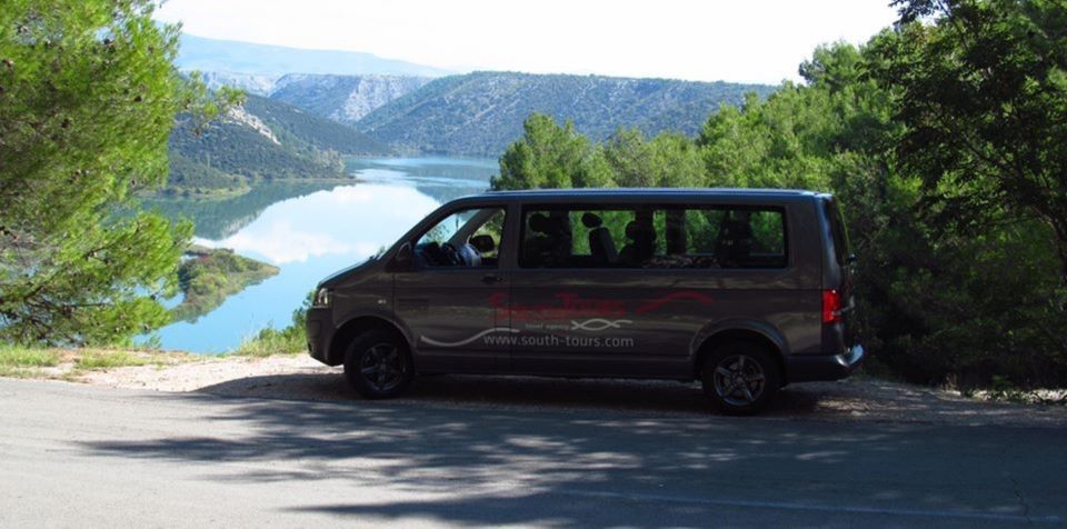 From Split or Trogir: Private Transfer to Dubrovnik City - Booking Process Simplified