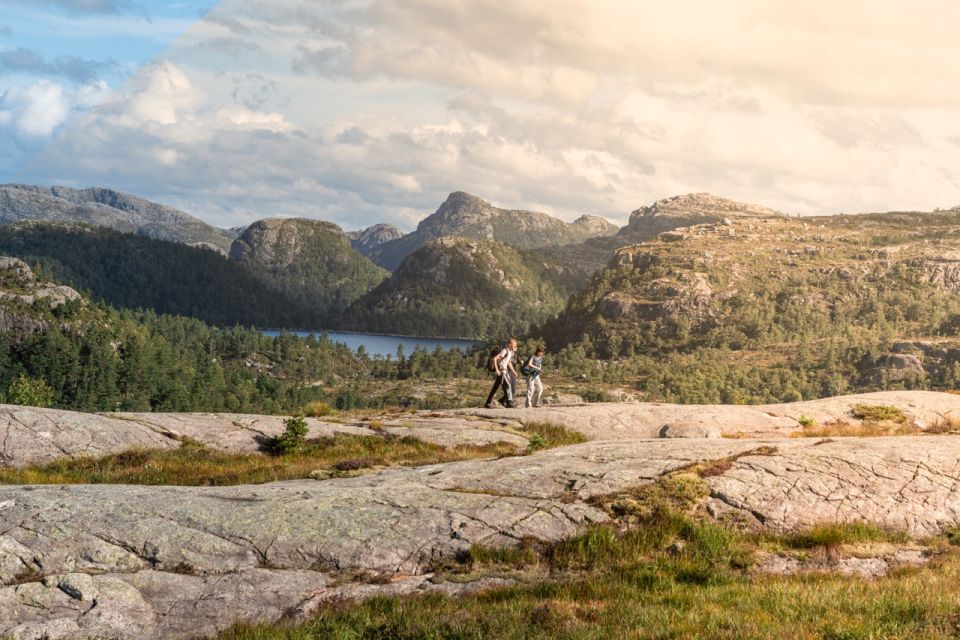 From Stavanger: Pulpit Rock Guided Hike With Pickup - Itinerary Flexibility and Changes