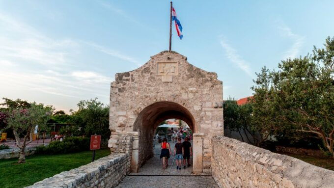 From Zadar: Sightseeing Trip to Historic Nin With Return - Driver and Language Details