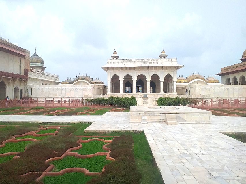 Full Day Agra Tour With Tour Guide - Directions