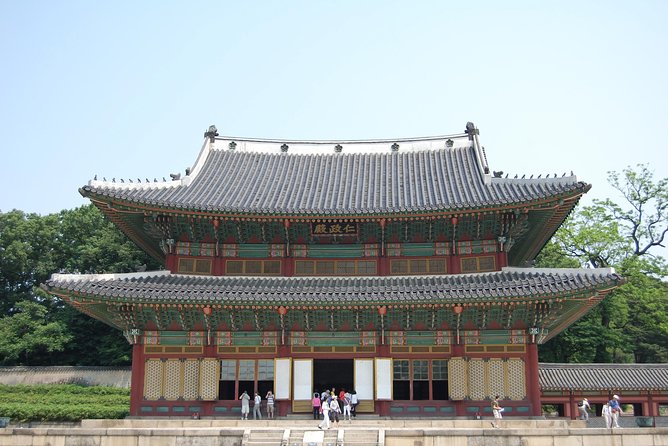 Full-Day Palace Tour in Seoul - Lunch and Korean Ginseng Centre