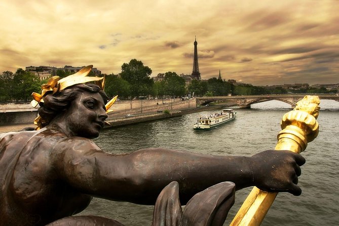 Full-Day Self-Guided Paris Tour From London by Eurostar With Seine River Cruise - Traveler Photos