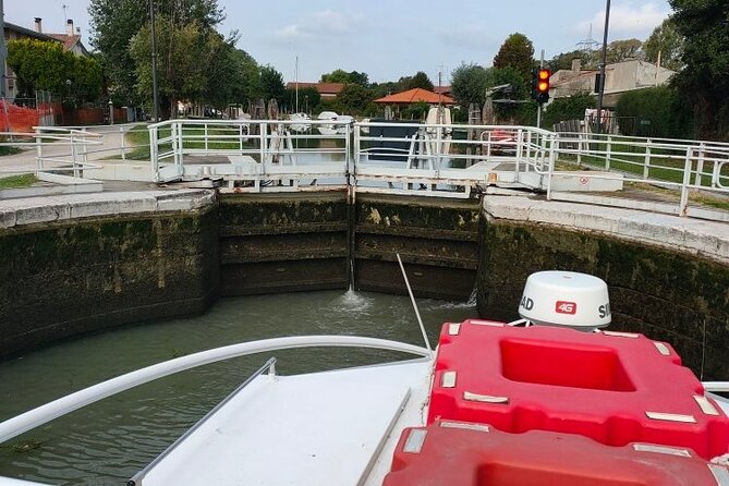 Full-Day Venice to Padua Burchiello Brenta Riviera Boat Cruise - Canal Conditions