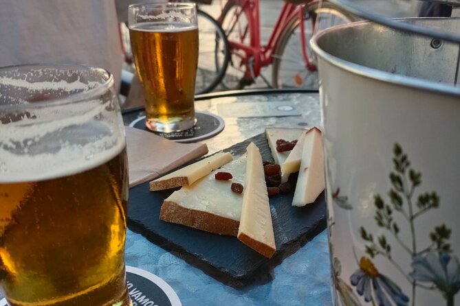 Gastronomic Bike Tour Through Las Palmas at Night - Review Verification