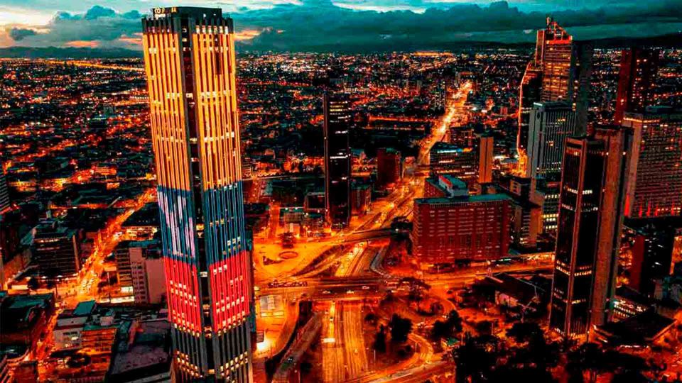 Go up to the Iconic Viewpoint of Bogotá at Night - Last Words