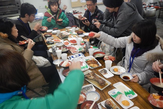 Good Morning Breakfast at Local Fish Market With a Guide - Morning Schedule and Itinerary