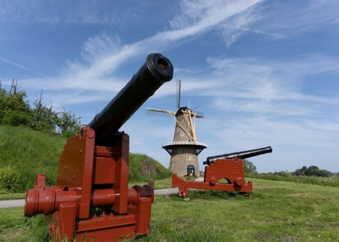 Gorinchem: Highlights Tour With Local Guide - Common questions