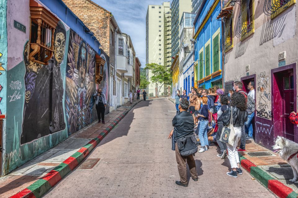 Graffiti Tour: a Fascinating Walk Through a Street Art City - Participant Guidelines