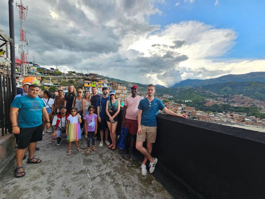 Graffiti Tour Comuna 13 and Cable Car (Made by Local Guides) - Location Details