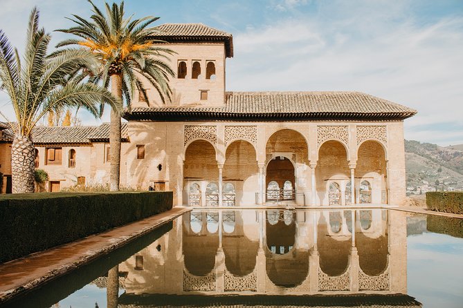 Granada: Alhambra & Generalife Ticket With Audio Guide - Recommendations for Exploring Granada