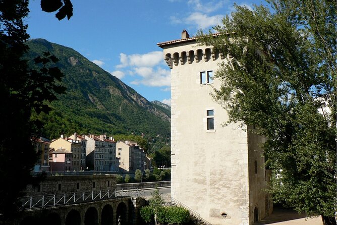 Grenoble Scavenger Hunt and Sights Self-Guided Tour - Inclusions and Exclusions