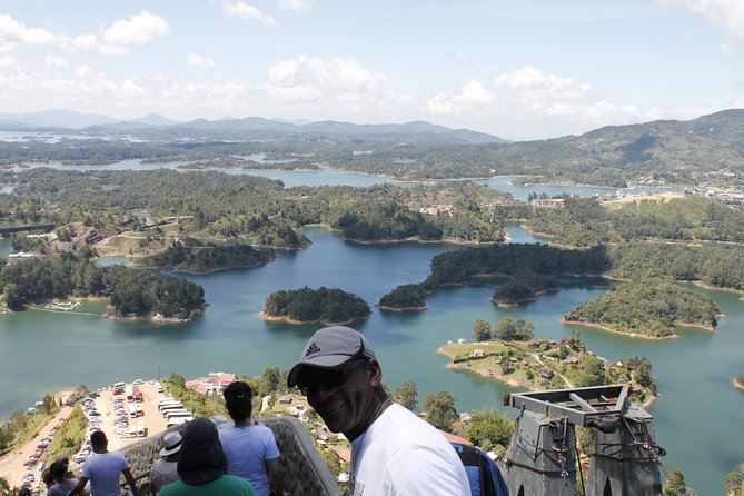 Guatape SEMI PRIVATE EXPERIENCE - Contact Information