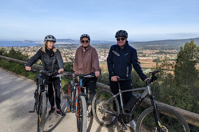 Guided ELECTRIC MTB Hike Discovery of Villages and Vineyards - Uncover Rural Beauty on Two Wheels