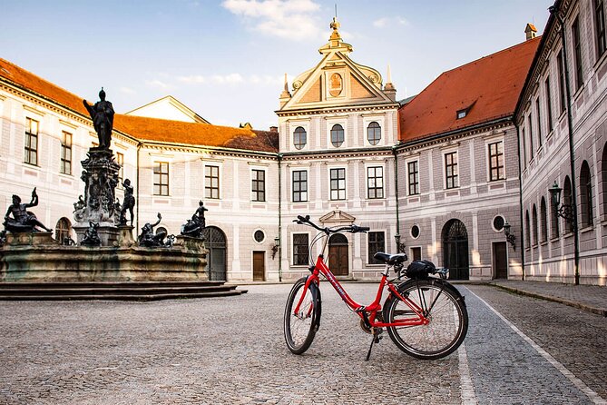 Guided Night Bike Tour of Munich - Meeting Point