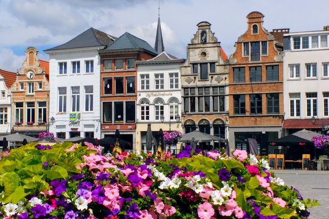 Guided Small-Group Cycling Tour of Mechelen - Group Size Pricing