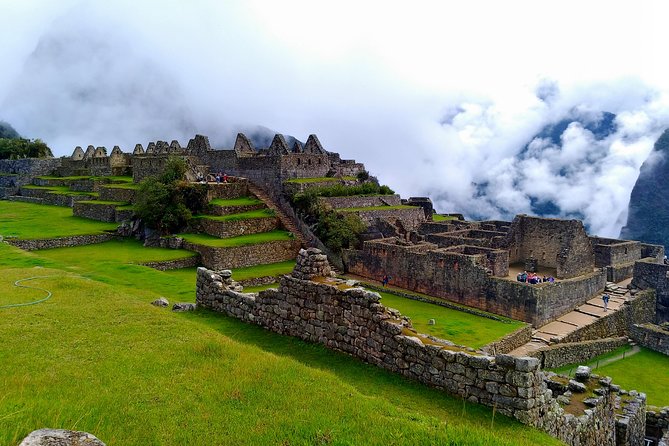Guided Tour of Machupicchu: Private and Flexible 3 Hours - Last Words