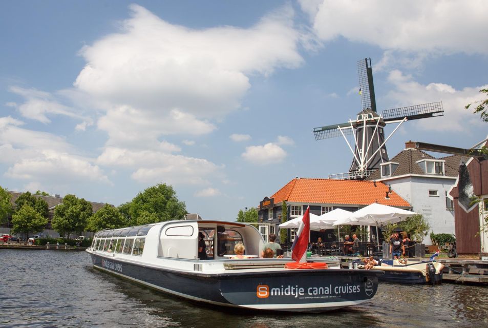 Haarlem: Sightseeing Canal Cruise Through the City Center - Activity Experience