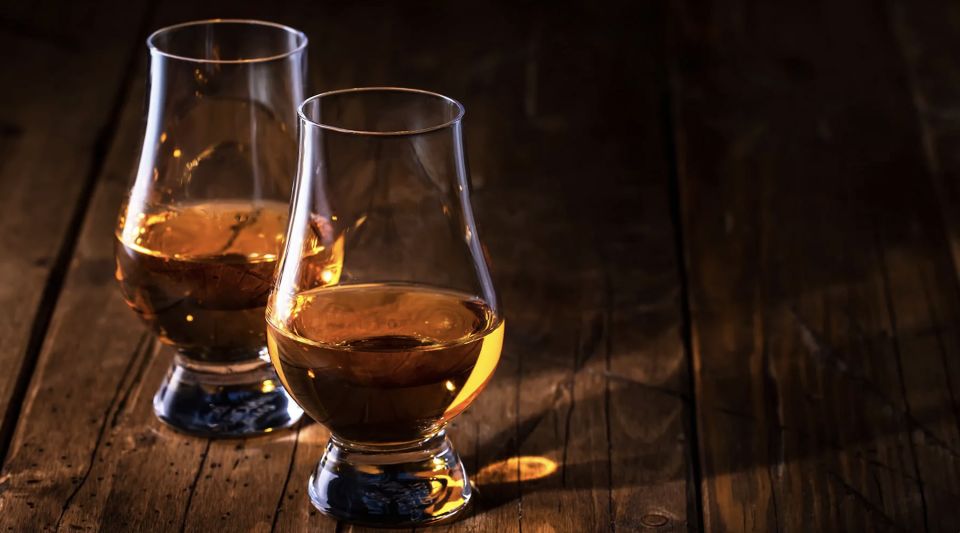 Haggis Paired With Whisky & Gins in 56 North Distillery! - Whisky & Gin Pairings