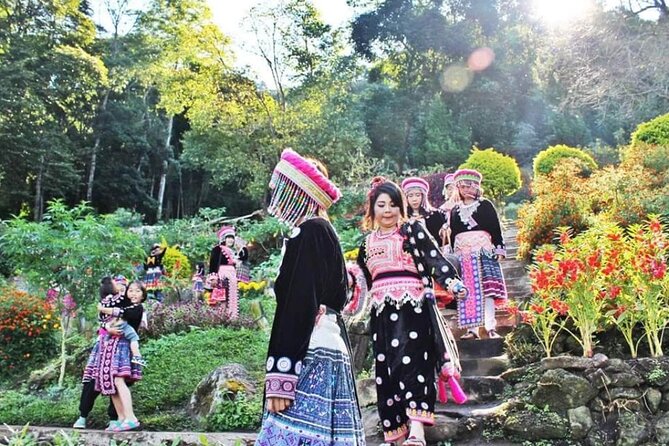 Half Day Chiang Mai Landmarks Tour - Doi Suthep & Hmong Village - Booking and Refund Policies