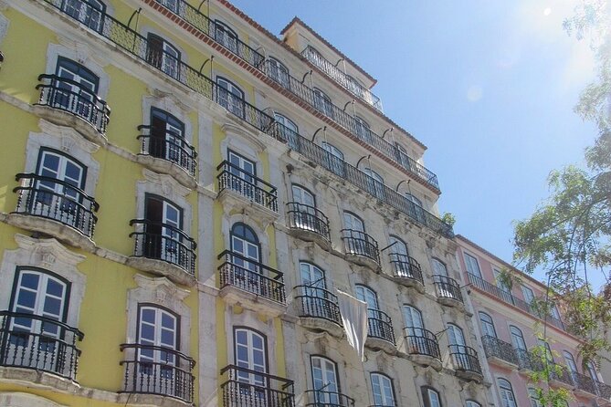 Half Day Historical Walking Tour About the Slave Trade in Lisbon - Educational Insights