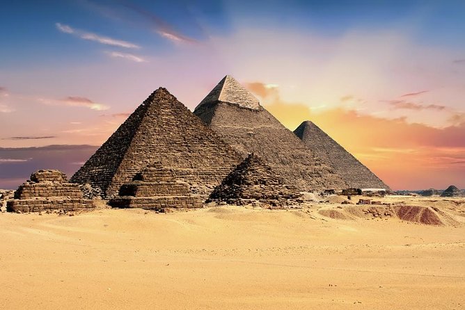 Half-Day Private Tour to Pyramids of Giza and Sphinx - Common questions