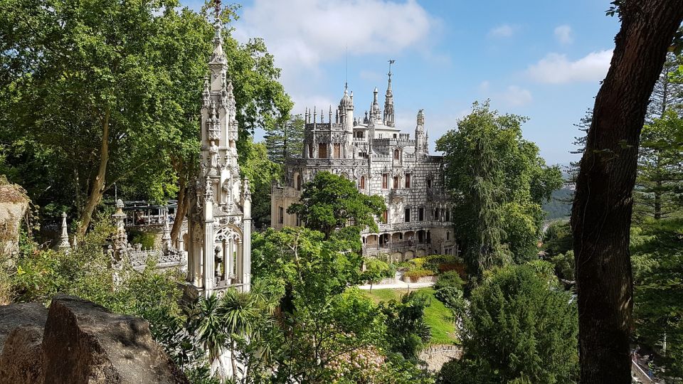 Half Day Shared Tour to Sintra With Licensed Guide - Important Booking Information