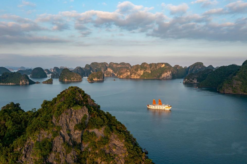 Halong Bay Cat Ba Island 3D2N: Cave, View Point, Trekking - Activity Inclusions and Experiences