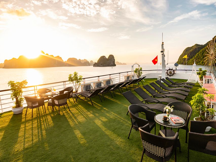 Halong Bay Luxury 5* Cruise With Kayaking & Lunch Buffet - Activity Highlights