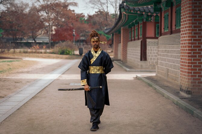 Hanbok Private Photo Tour at Gyeongbokgung Palace - Professional Photography Services Provided